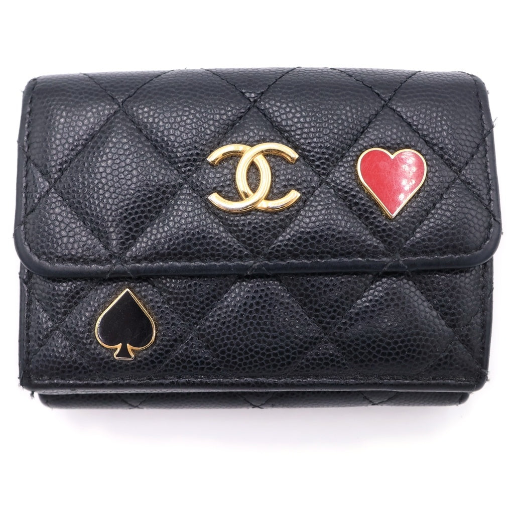 CHANEL(シャネル) ココマーク スペード×ハートチャーム 三つ折り財布 コンパクトウォレット コインケース ブラック キャビア ゴールド金具 レディース