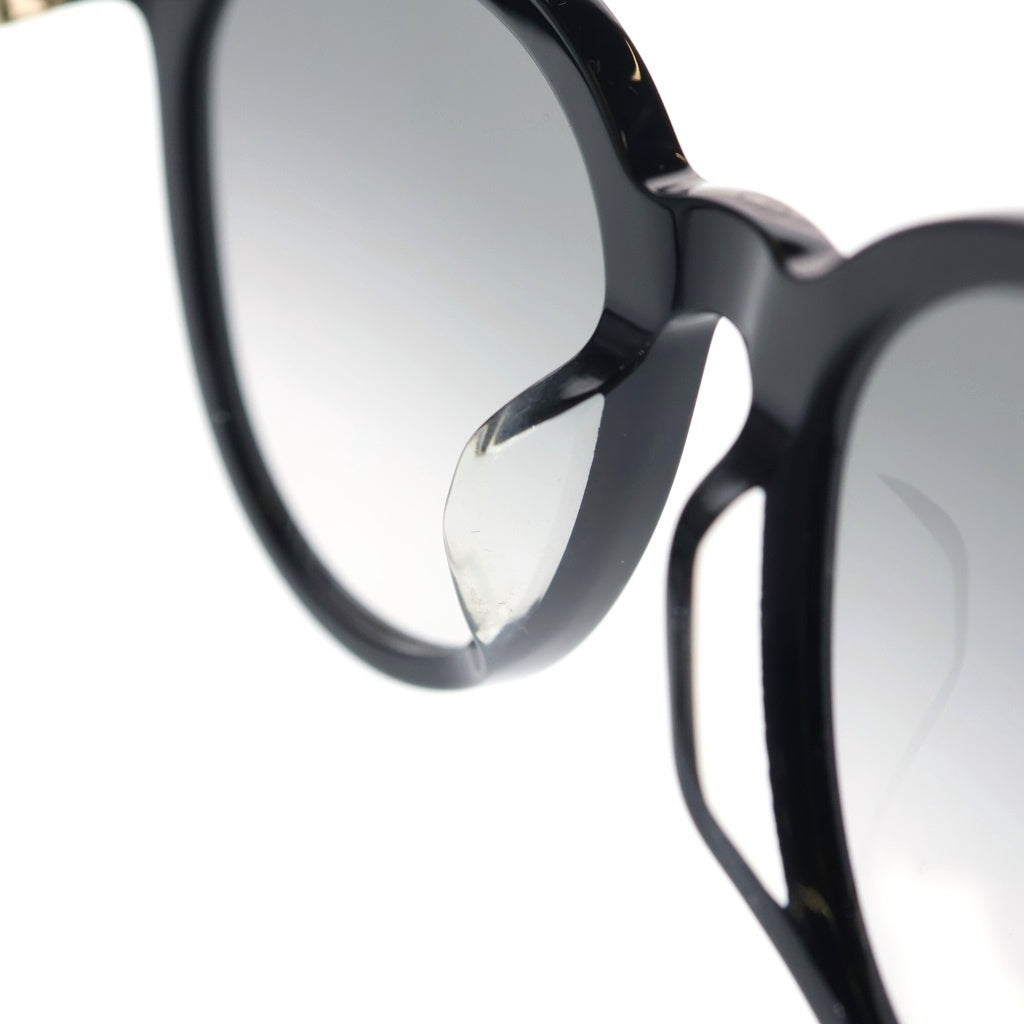 Christian Dior(クリスチャンディオール) CDロゴ バタフライサングラス ブラックフレーム グラデーションレンズ ブラック 57□20 140 30MNR2FR レディース