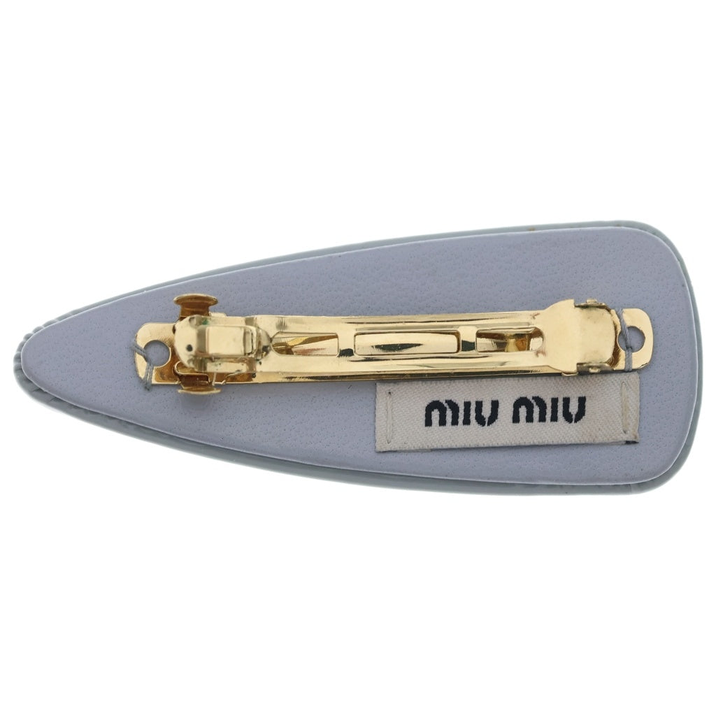 miumiu(ミュウミュウ) ロゴプレート バレッタ ヘアクリップ アクセサリー グレー レディース