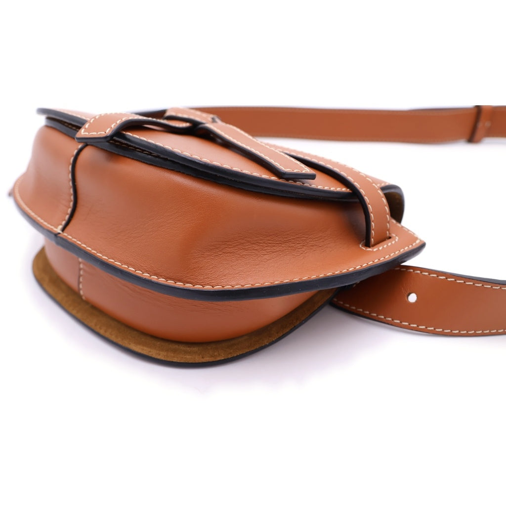 LOEWE(ロエベ) ゲートバッグ ミニ ショルダーバッグ ブラウン タン レザー 321.12.U62 ゴールド金具 レディース