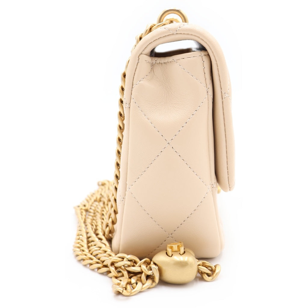 CHANEL(シャネル) マトラッセ ミニフラップ ショルダーバッグ ラムスキン チェーン ゴールド金具 ベージュ AS3829 レディース