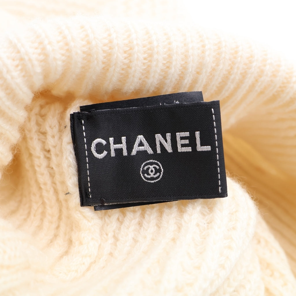 CHANEL(シャネル) ロゴモチーフ カシミヤ ニットキャップ ニット帽 帽子 ホワイト レディース