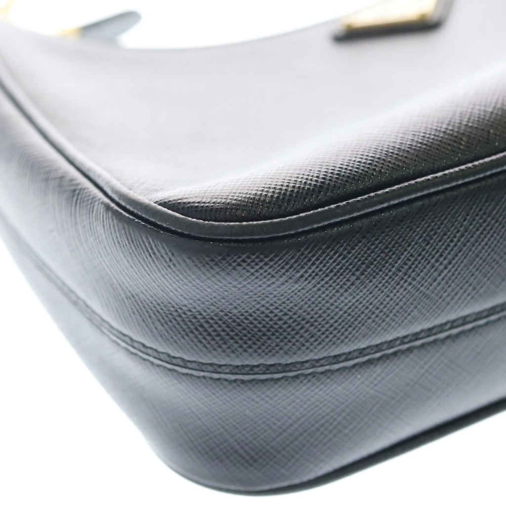 PRADA(プラダ) Re-Edition 2005 サフィアーノレザーバッグ 2WAYハンドバッグ チェーンバッグ ショルダーバッグ ブラック 1BH204 ゴールド金具 レディース