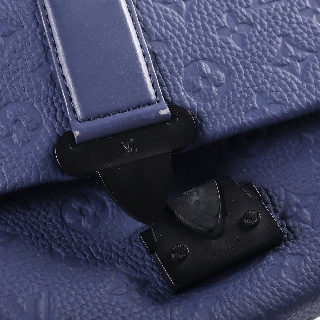 LOUIS VUITTON(ルイヴィトン) モノグラム トリヨン Sケープ メッセンジャー レザー ショルダーバッグ ネイビー M11692