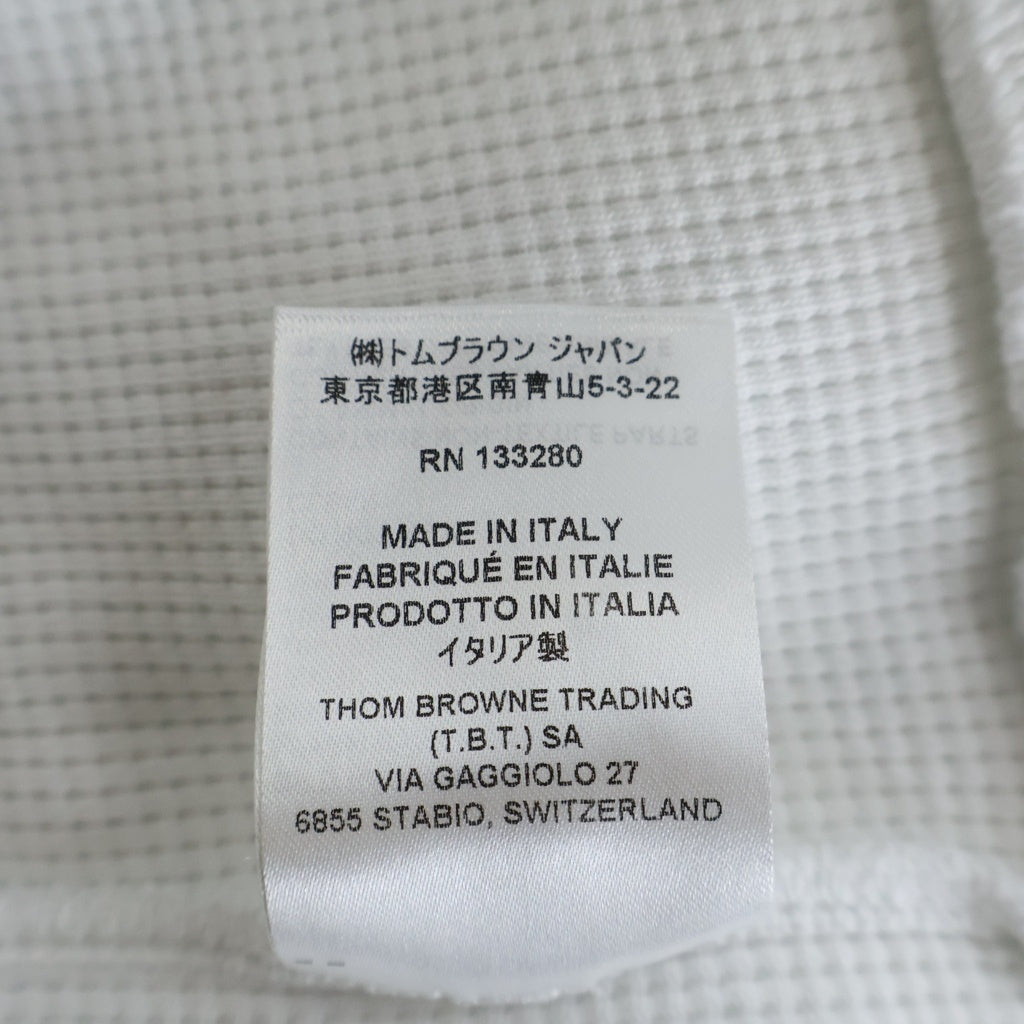 THOM BROWNE(トムブラウン) クラシック フォーストライプ クルーネック ワッフル 長袖スゥエット トレーナー カットソー ホワイト MJT205A-06452-100