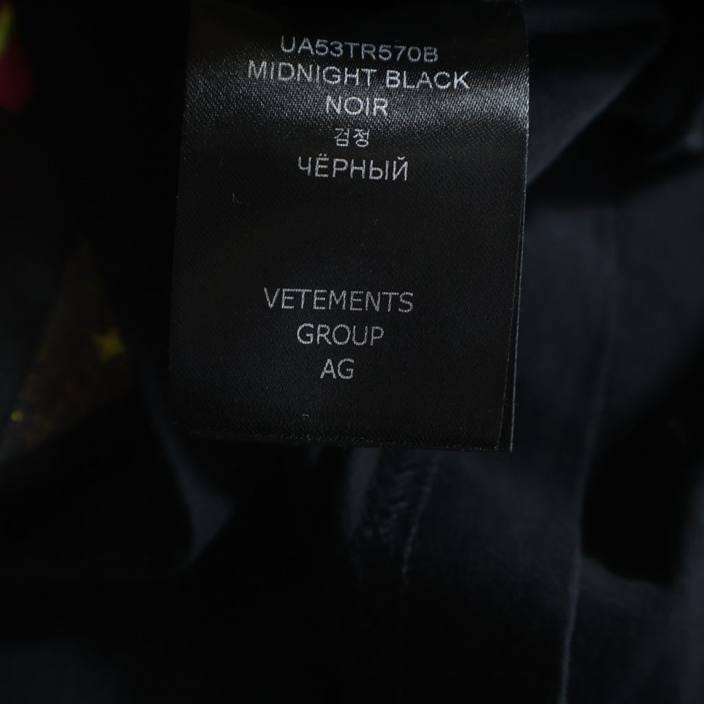 VETEMENTS(ヴェトモン) 22SS WILD UNICORN T-SHIRT ワイルドユニコーン プリントロゴ 半袖Tシャツ カットソー ブラック UA53TR570B レディース