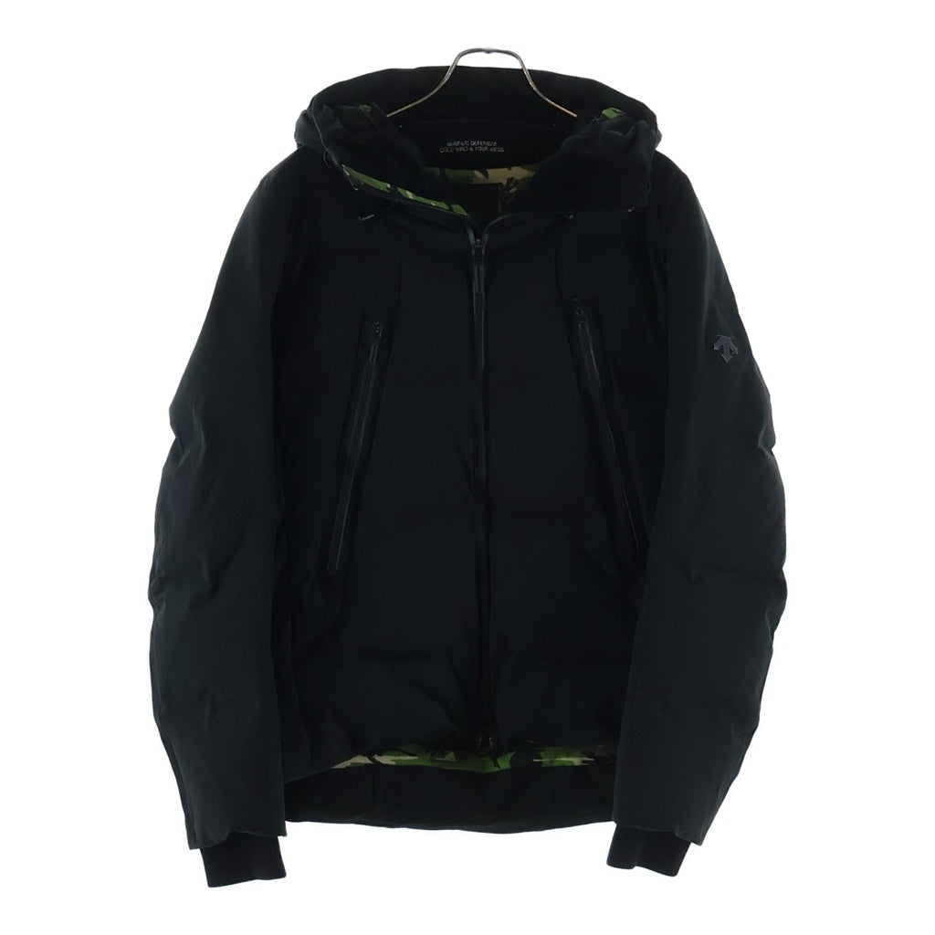 DESCENTE(デサント) 水沢DOWN 内側カモフラ柄 フーデッドダウンジャケット ブラック DOR-C7857