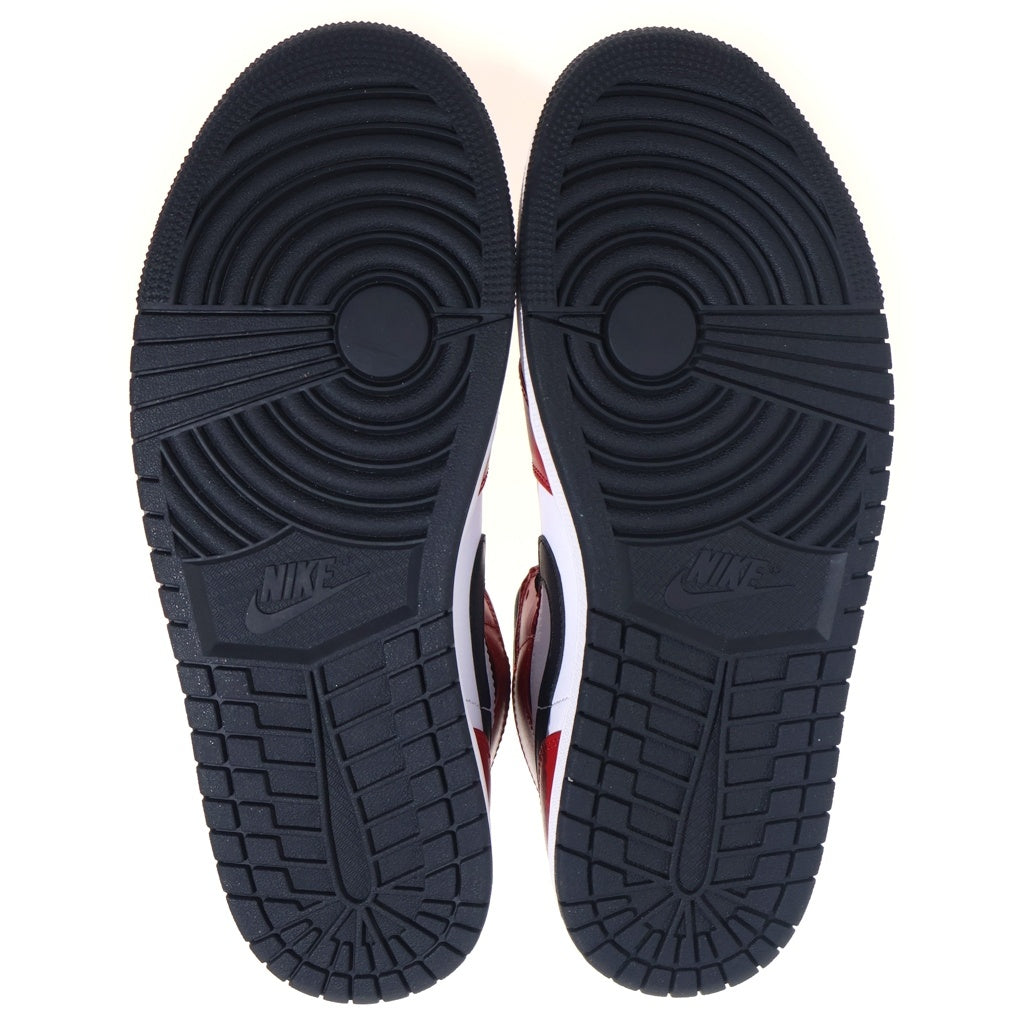 NIKE(ナイキ) AIR JORDAN 1 MID Chicago Black Toe 554724-069 エアジョーダン1 ミッド シカゴブラックトゥ ミドルカットスニーカー レッド/ブラック US9/27cm