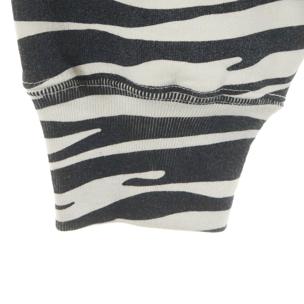 SUPREME(シュプリーム) 22AW Box Logo Crewneck Zebra ボックスロゴ ゼブラ柄 クルーネックスウェットシャツ トレーナー ホワイト/ブラック