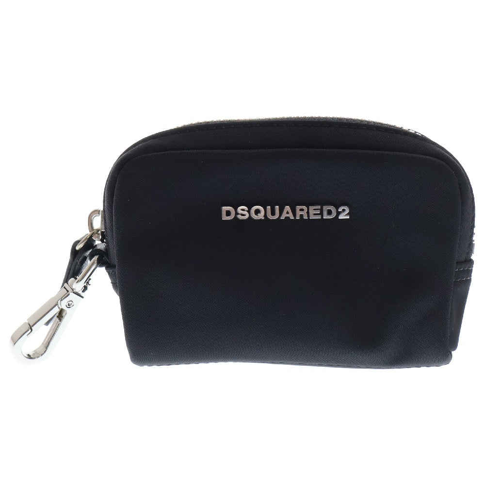 DSQUARED2(ディースクエアード) ロゴプレート付き ナイロン ポーチ ブラック SGW0008 11700001