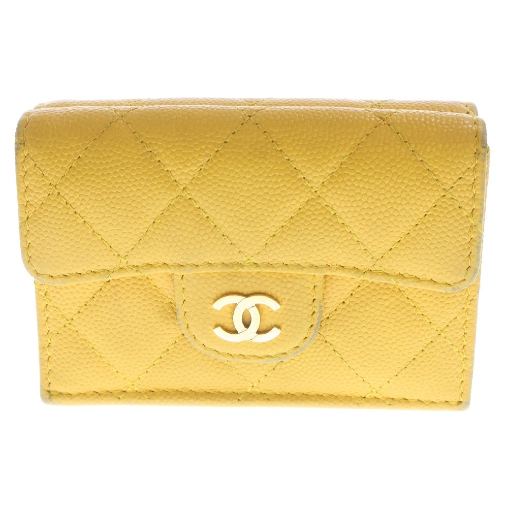 CHANEL(シャネル) マトラッセ クラシック スモール フラップ キャビアスキン ウォレット 三つ折り財布 イエロー レディース AP0230 26番台