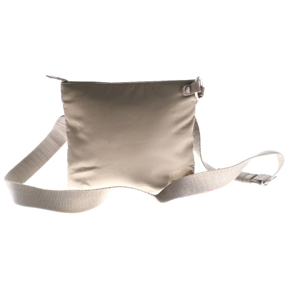 Vivienne Westwood(ヴィヴィアンウエストウッド) オーブメタルロゴ ナイロン ショルダーバッグ ベージュ/シルバー 43040061-02036