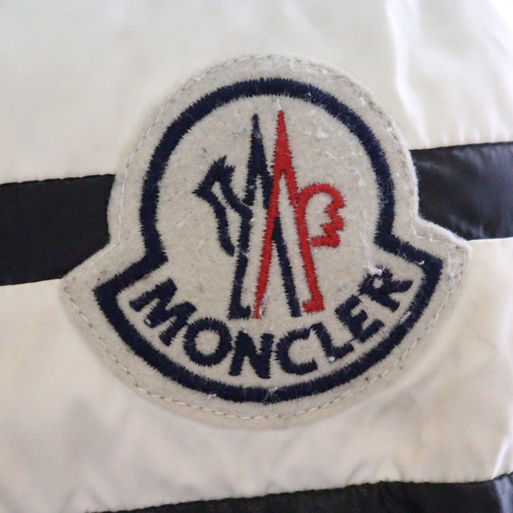 MONCLER(モンクレール) ERIC エリック バイカラー ジップアップ ダウンジャケット ブラック/ホワイト 41321/50/68950