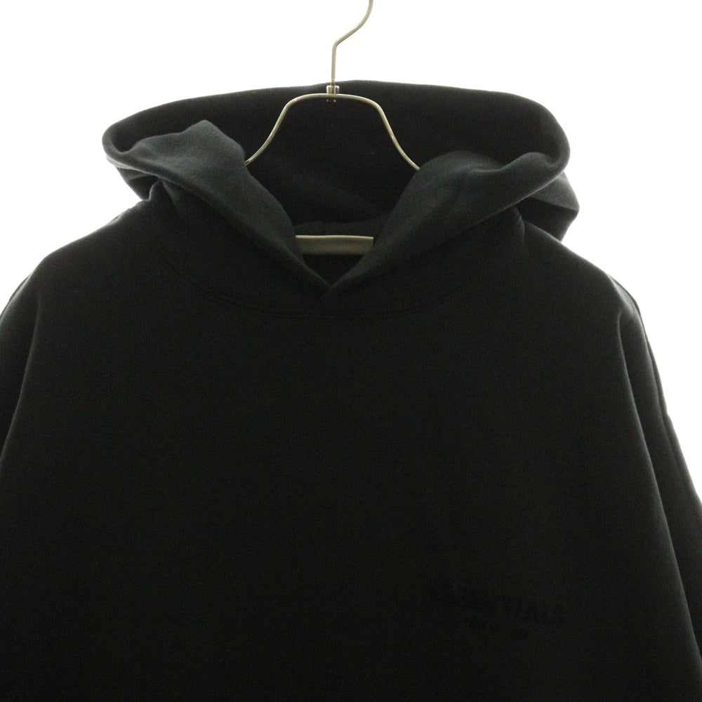 FEAR OF GOD ESSENTIALS(フィアオブゴッド エッセンシャルズ) Flocky Back Logo Sweat Pullover Parka フロッキーバックロゴプリントスウェットプルオーバーパーカー ブラック