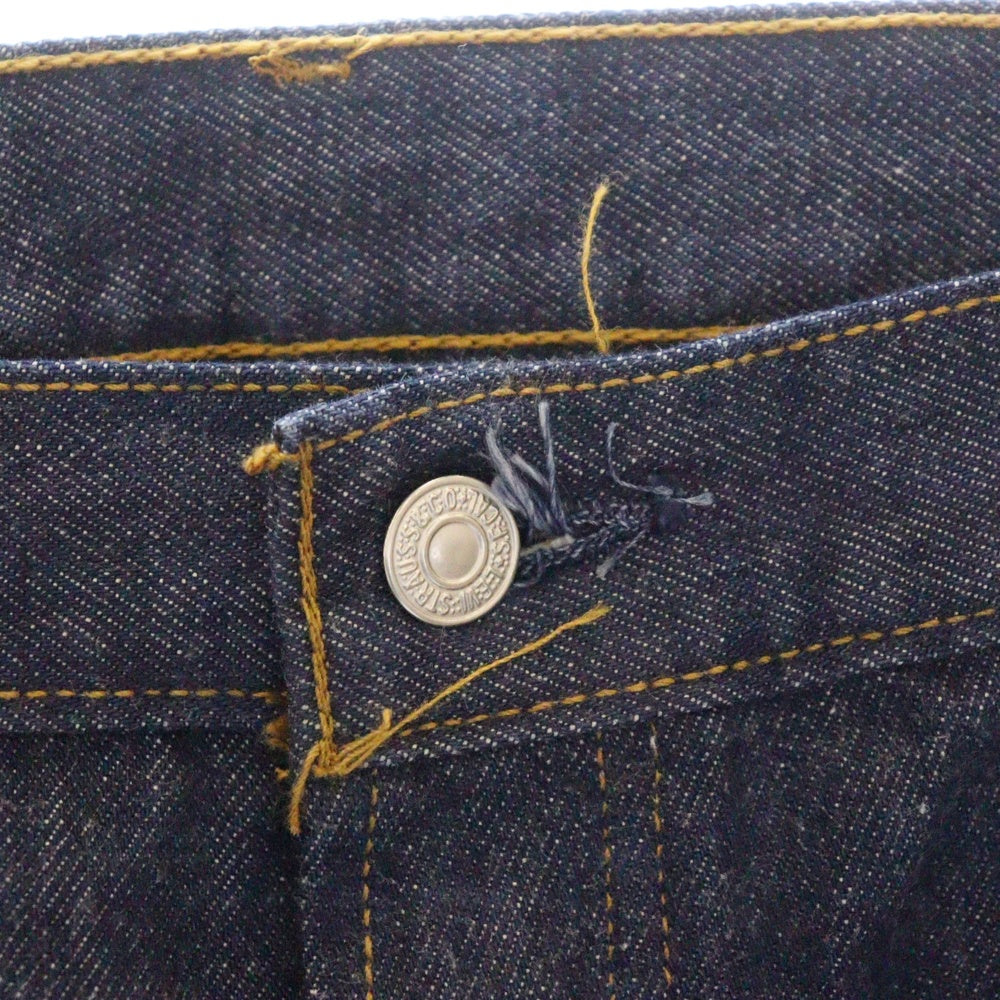 Levi's(リーバイス) 501 ボタンフライ ストレート デニムパンツ インディゴ 501-0000