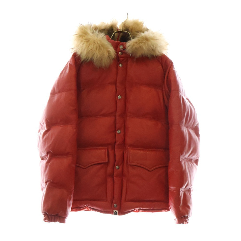 A BATHING APE(アベイシングエイプ) ラクーンファー シープスキン フーデッド レザーダウンジャケット レッド