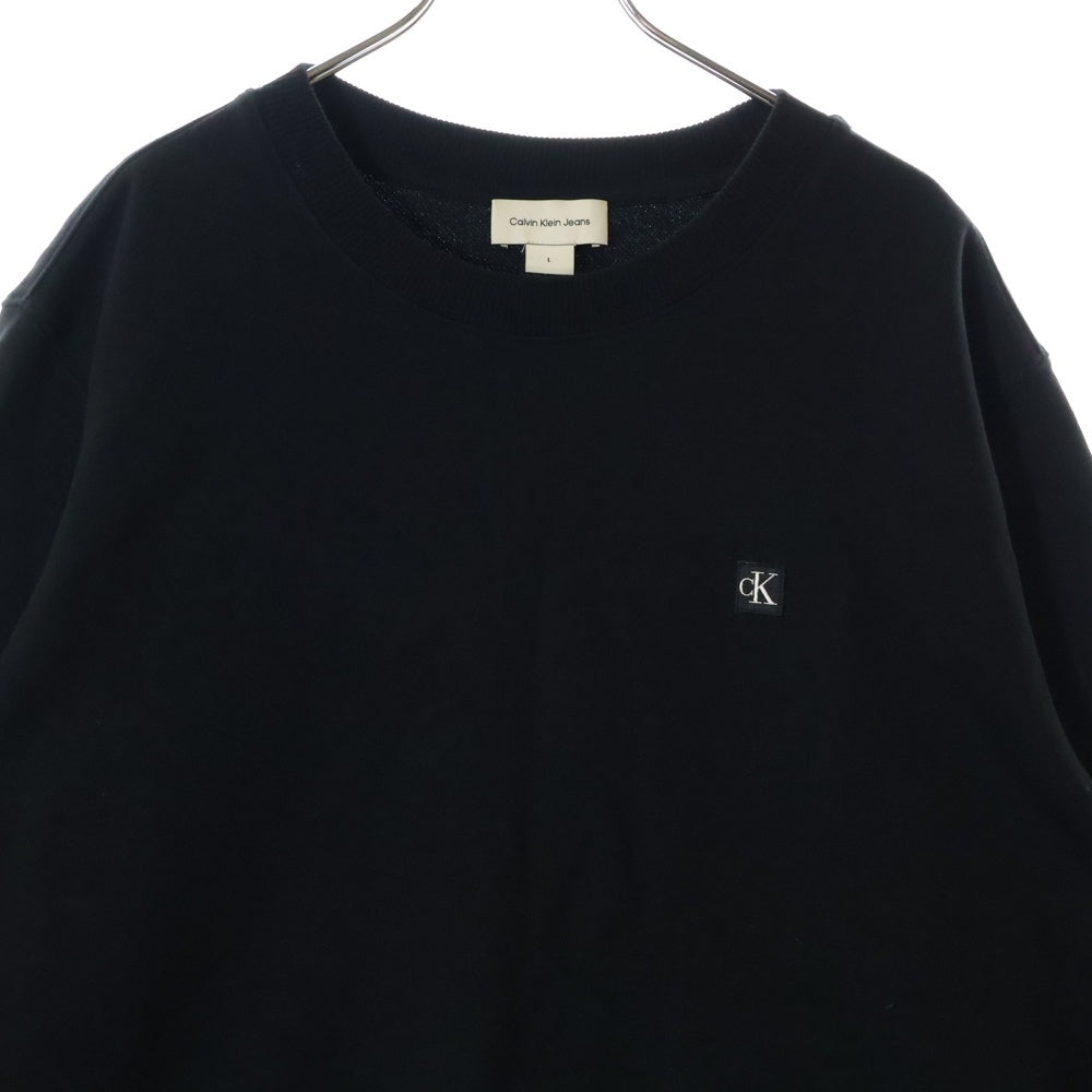 Calvin Klein(カルバンクライン) CK BADGE CREWNECK SWEATSHIRTS ロゴバッジ クルーネック スウェットシャツ ブラック J326966
