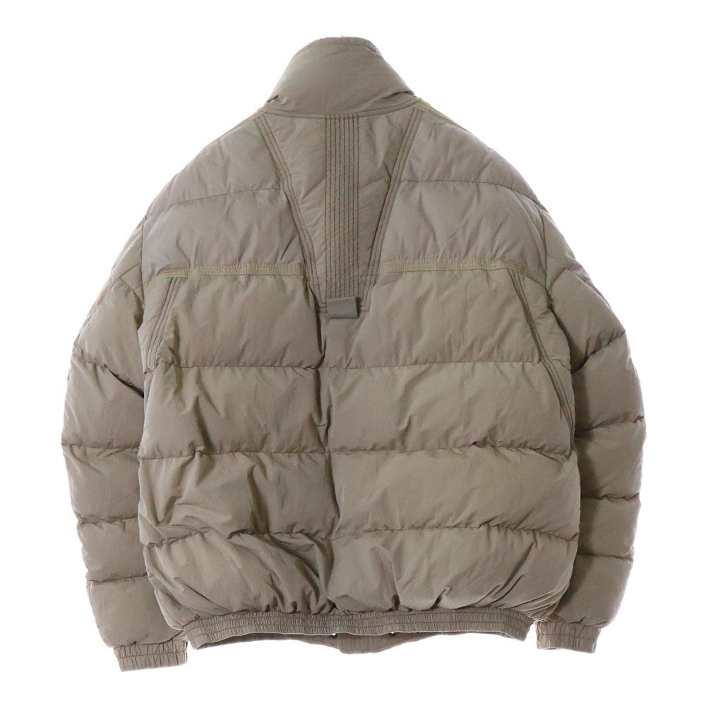 DIESEL(ディーゼル) W-BRIGGGS 胸ラバーロゴ 袖ラインステッチ ジップアップ中綿ジャケット ベージュ A03029