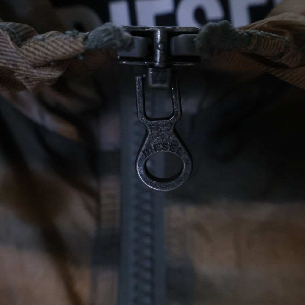 DIESEL(ディーゼル) J-WARRETT-CMF カモフラージュ柄 ジップアップナイロンパーカー フーディー ブラウン A07016