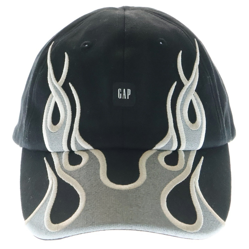 Yeezy Gap Engineered by Balenciaga(イージー ギャップ エンジニアードバイ バレンシアガ) FLAME CAP ファイヤー刺繍 ベースボールキャップ 帽子 ブラック 470902-00-1