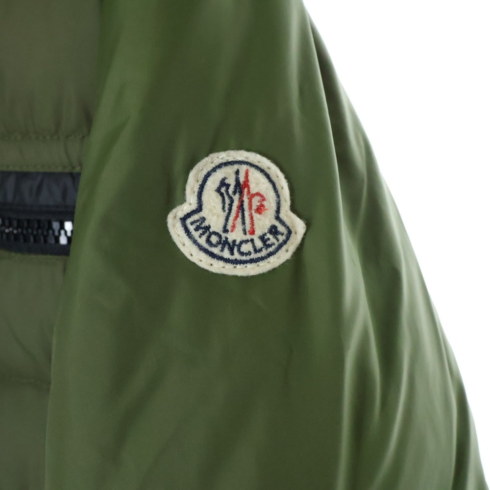 MONCLER(モンクレール) マルチジップポケットデザイン ロゴワッペン ファー着脱 フーデッドダウンジャケット カーキ