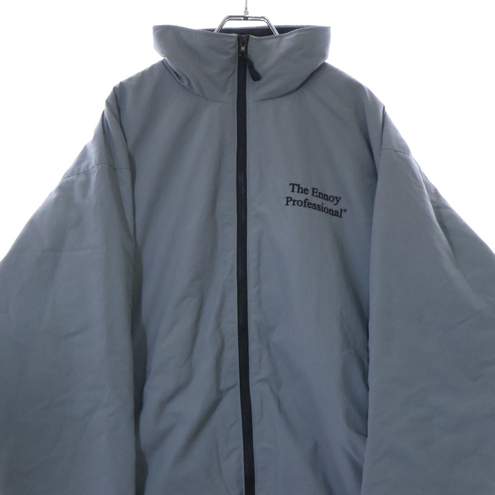 The Ennoy Professional(エンノイプロフェッショナル) 23AW ×スタイリスト私物 NYLON PADDED JACKET ロゴエンブロイダリー ナイロン パテッドジャケット グレー AW23BRENJK03LP