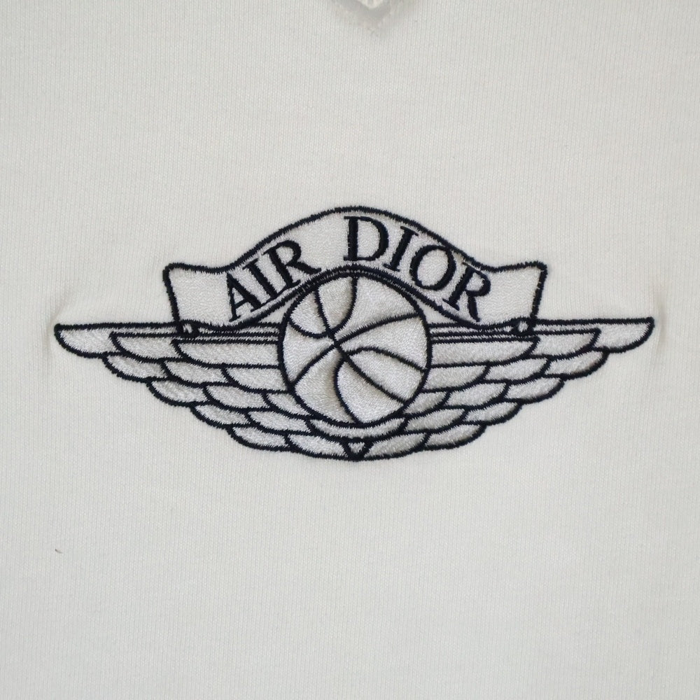 DIOR(ディオール) 20SS ×NIKE AIR DIOR M.C&S Top Tee ナイキ エアディオール フロントロゴ刺繍Tシャツ 半袖クルーネックカットソー ホワイト 033J625B0554