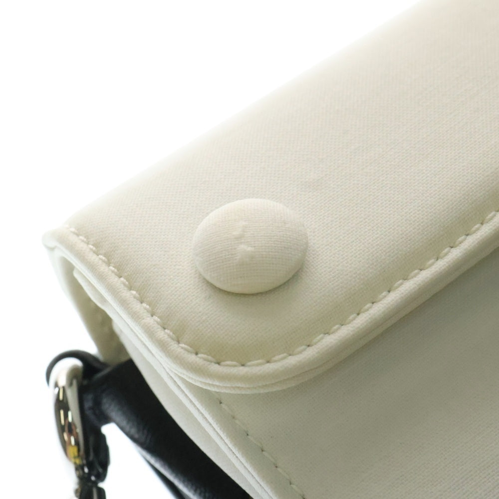 Maison Margiela(メゾンマルジェラ) NEW LOCK ニューロック ゴートレザー ショルダーバッグ ブラック/ホワイト SB1WD0002 P4773 T8013