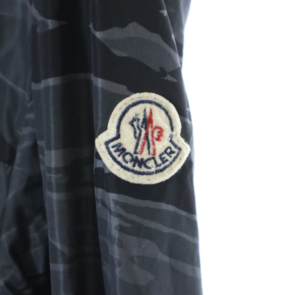 MONCLER(モンクレール) CEZANNE GIUBBOTTO セザンヌ カモ柄 フーデッド ナイロンジャケット ブラック/グレー 510914113935 53599