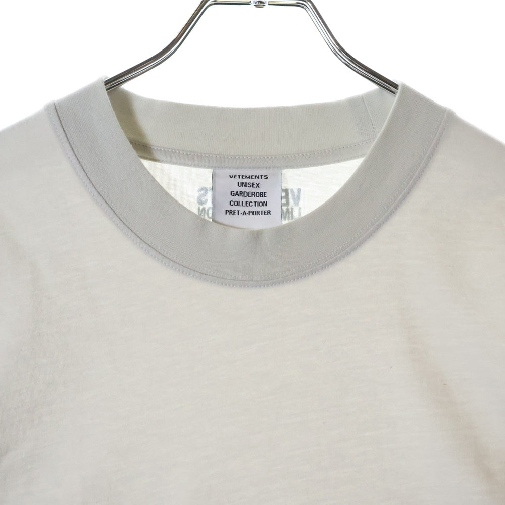 VETEMENTS(ヴェトモン) 23SS ロゴプリント クルーネック ショートスリーブ カットソー 半袖 Tシャツ グレー UE63TR700X