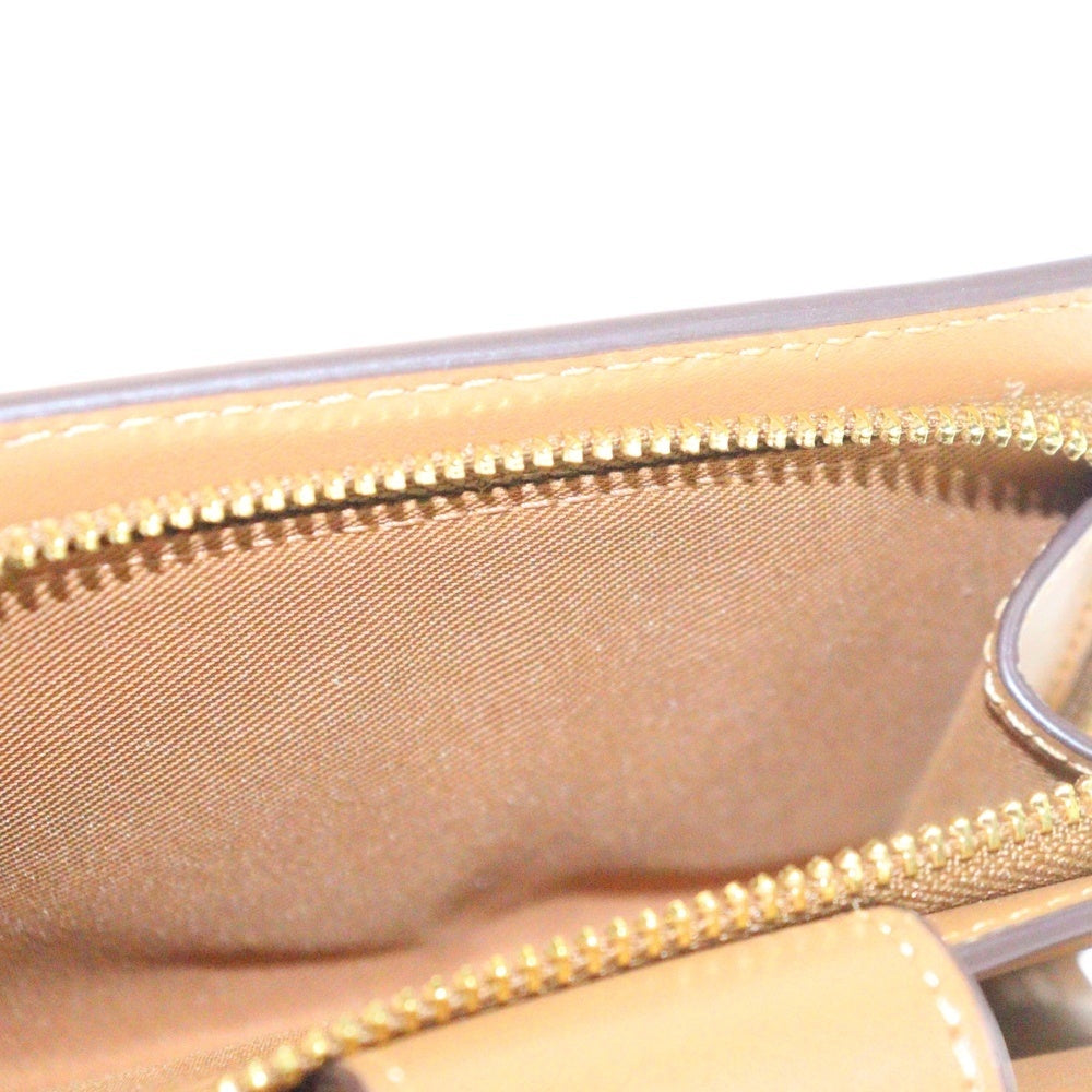 COACH(コーチ) 金ロゴ L字ジップ シグネイチャー コンパクトウォレット 財布 レディース ベージュ C0082