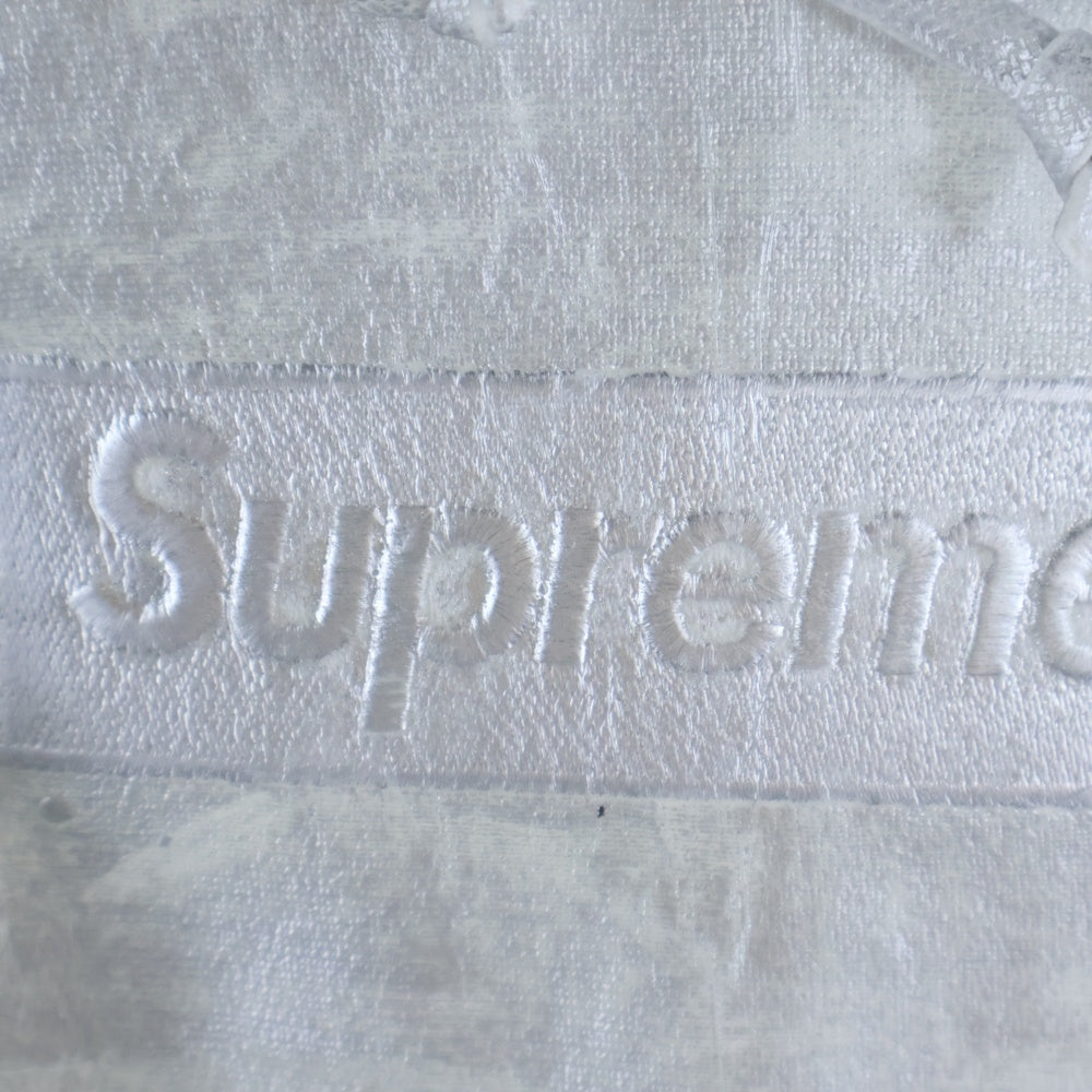 SUPREME(シュプリーム) × MM6 Maison Margiela Foil Box Logo Hooded Sweatshirt エムエムシックス メゾンマルジェラ フォイルボックスロゴ スウェット プルオーバーパーカー シルバー