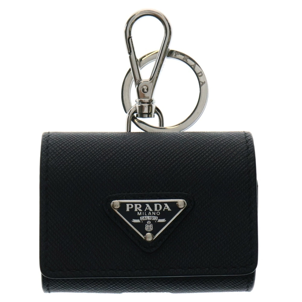 PRADA(プラダ) AirPods Case サフィアーノ 三角ロゴ プレート エアポッズケース ブラック 2TT133 2AHF