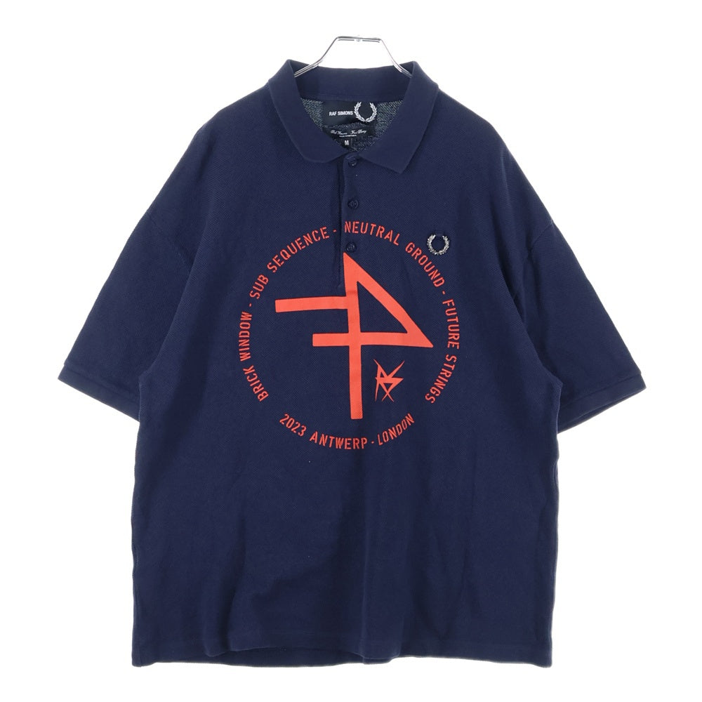 RAF SIMONS(ラフシモンズ) ×FRED PERRY フロントプリント オーバーサイズ コットン ポロシャツ ネイビー/ブラック SM4203