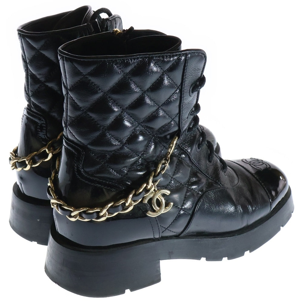 CHANEL(シャネル) マトラッセ レースアップ ゴールド チェーン パテント トゥ ブーツ レディース ブラック G39393