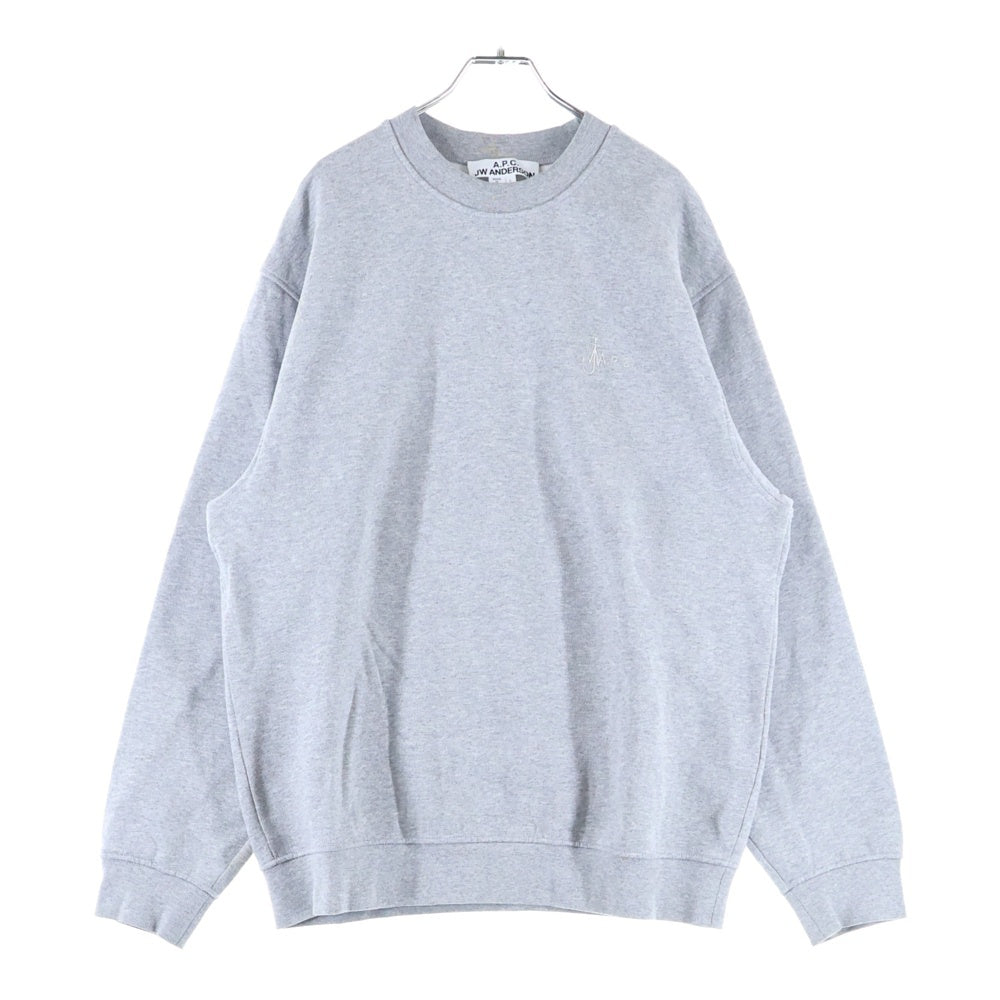 A.P.C(アーペーセー) ×J.W.ANDERSON ジェイダブリューアンダーソン ロゴ刺繍 クルーネック スウェット トレーナー グレー 4114323