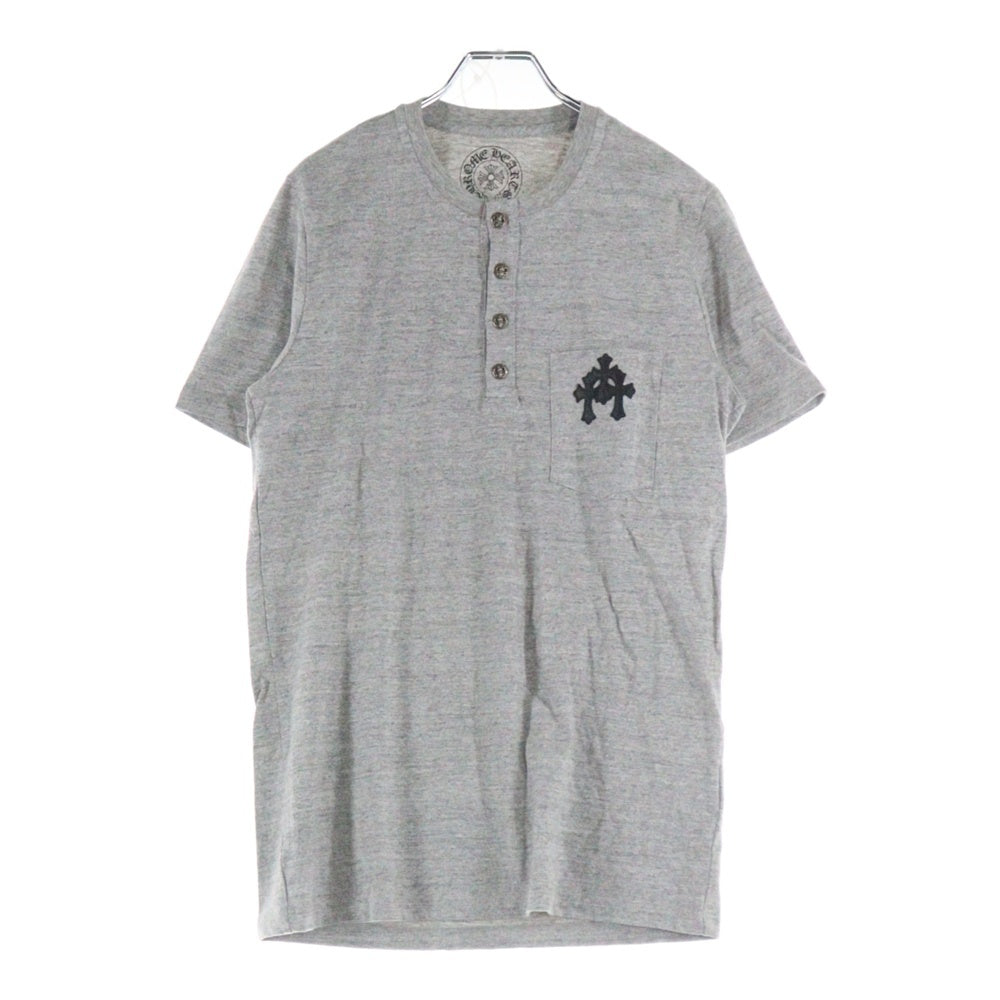 CHROME HEARTS(クロムハーツ) BSフレア ボタン セメタリークロスパッチ ヘンリーネック 半袖Tシャツ カットソー グレー