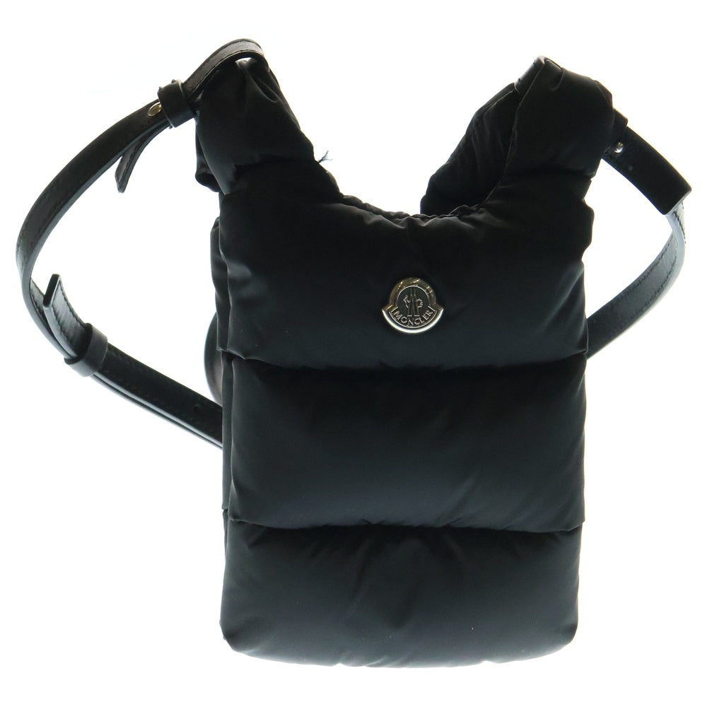 MONCLER(モンクレール) 25SS メタルロゴ パファー 2Way ショルダー ハンドバッグ ブラック K109B5L00022