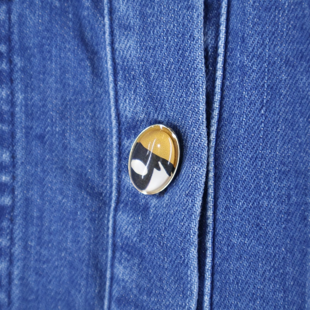 J.W.ANDERSON(ジェー ダブリュー アンダーソン) ELEPHANT EYE BUTTON SHIRT アイボタン レギュラーカラー デニム 長袖シャツ インディゴ SH0179PG0872800