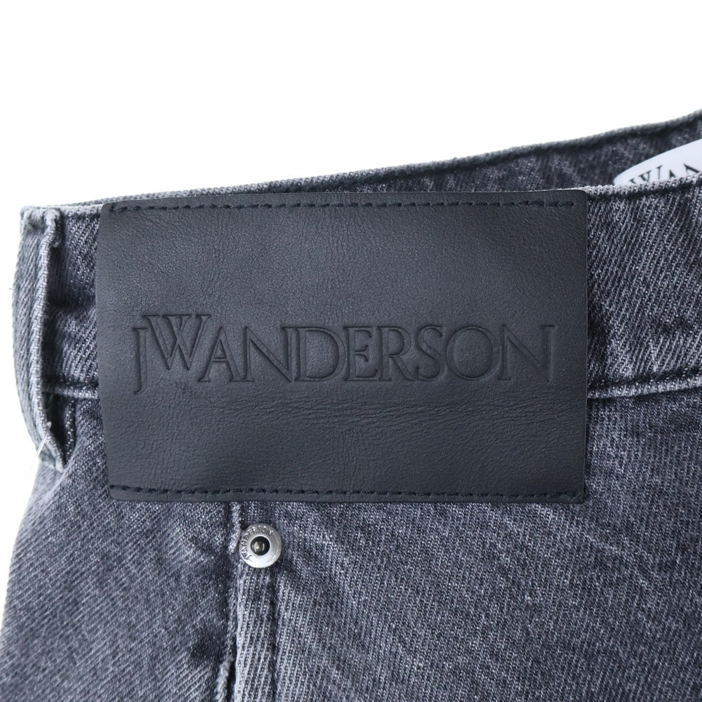 J.W.ANDERSON(ジェー ダブリュー アンダーソン) ロゴステッチポケット ボタンダウン ワイドフィット デニムパンツ ダークグレー