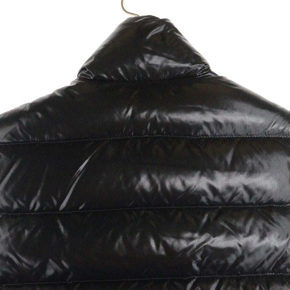 MONCLER(モンクレール) TIBET チベット ロゴパッチデザイン ダウンベスト ブラック 43302/50/68950
