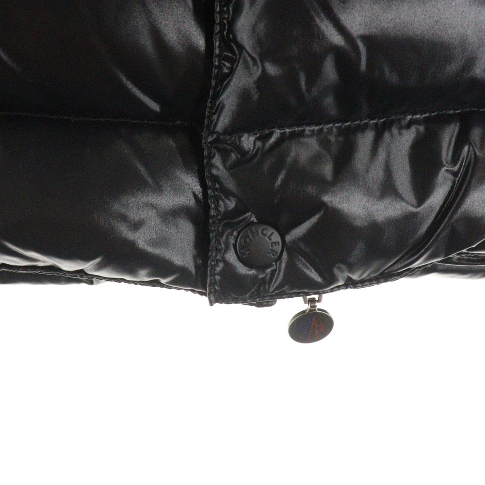 MONCLER(モンクレール) TIBET チベット ロゴパッチデザイン ダウンベスト ブラック 43302/50/68950