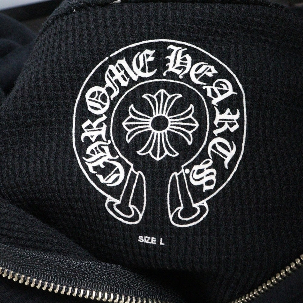 CHROME HEARTS(クロムハーツ) CHプラス スクロールラベルプリント 裏地サーマル ジップアップフーディ スウェットパーカー ブラック/ゴールド