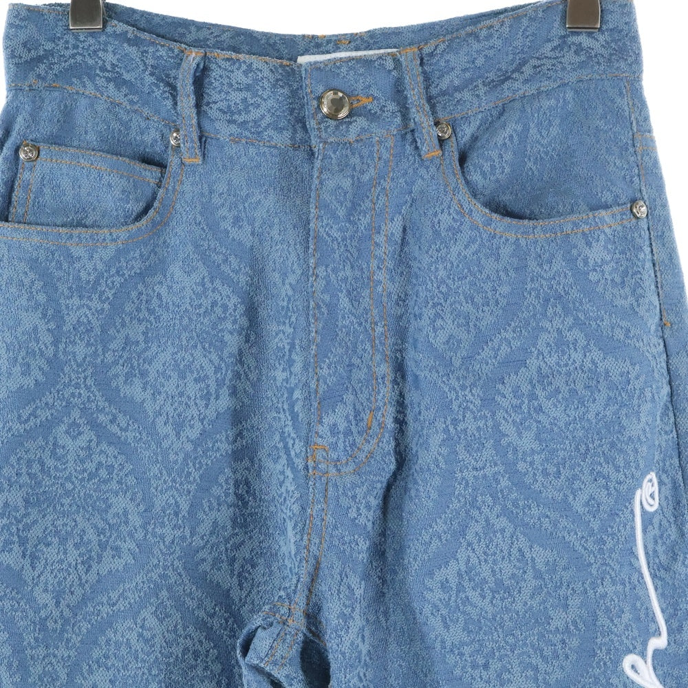 JOY RICH(ジョイリッチ) ジャガード 総柄 ストーンボタン フロントロゴデザイン デニムパンツ ブルー