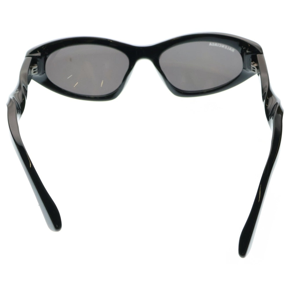 BALENCIAGA(バレンシアガ) ツイストデザイン キャットアイフレーム サングラス メガネ ブラック BB0207S