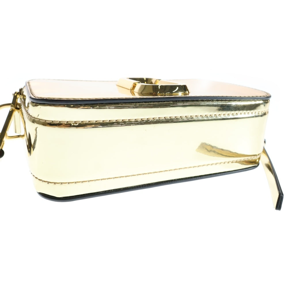 MARC JACOBS(マークジェイコブス) SNAPSHOT スナップショット メタリック ショルダーバッグ ゴールド レディース M0015801