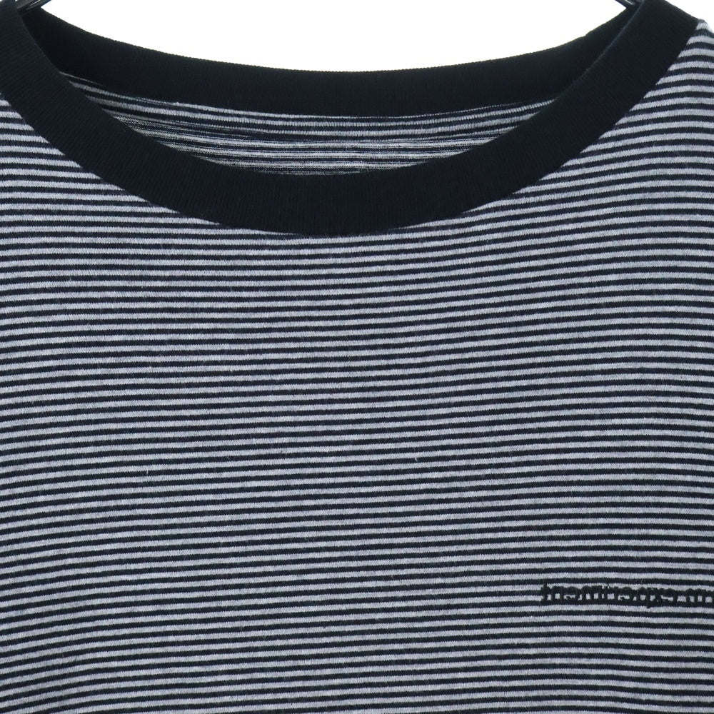 UNIFORM EXPERIMENT(ユニフォームエクスペリメント) 胸ロゴデザイン クルーネック カットソー ボーダー 半袖Tシャツ ブラック UE-210062
