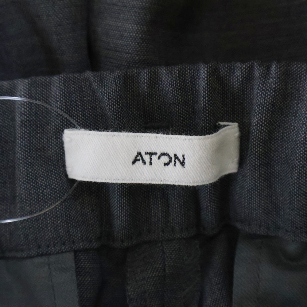 ATON(エイトン) TWIST WOOL TROPICAL TWO TUCKED EASY ツイスト ウールトロピカル ツータック イージーパンツ グレー 8004467