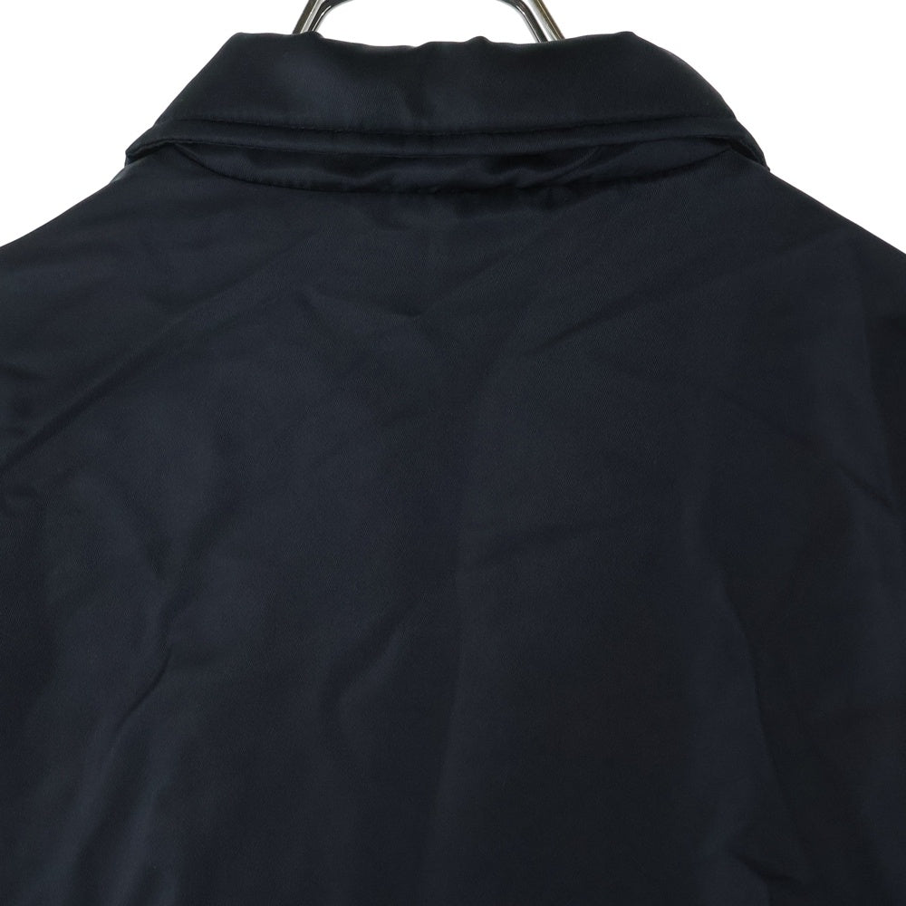 FEAR OF GOD ESSENTIALS(フィアオブゴッド エッセンシャルズ) バッグロゴプリント 裏起毛 ナイロンコーチジャケット ブラック