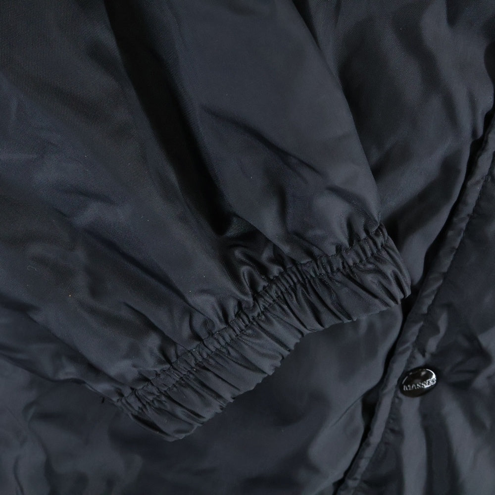 MASSES(マシス) バックロゴデザイン レギュラーカラー ナイロン コーチジャケット ブラック